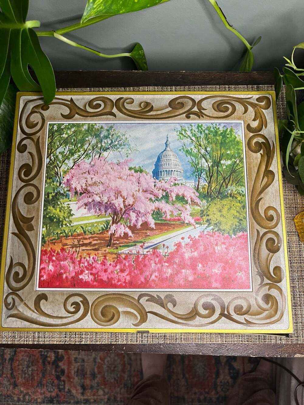 Vintage Sunshine Biscuits Washington D.C. Large Hinged Tin Cherry Blossoms & Cap